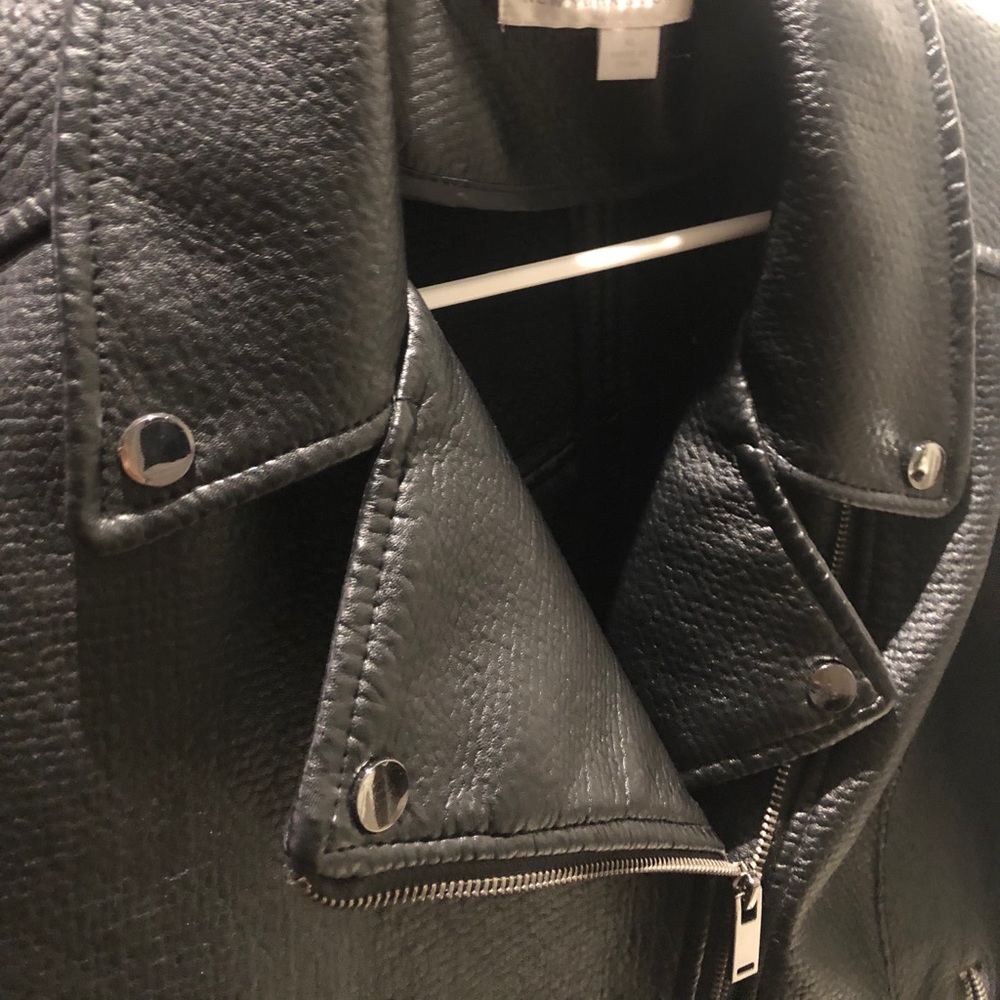 Jacket - Picture 2 of 5